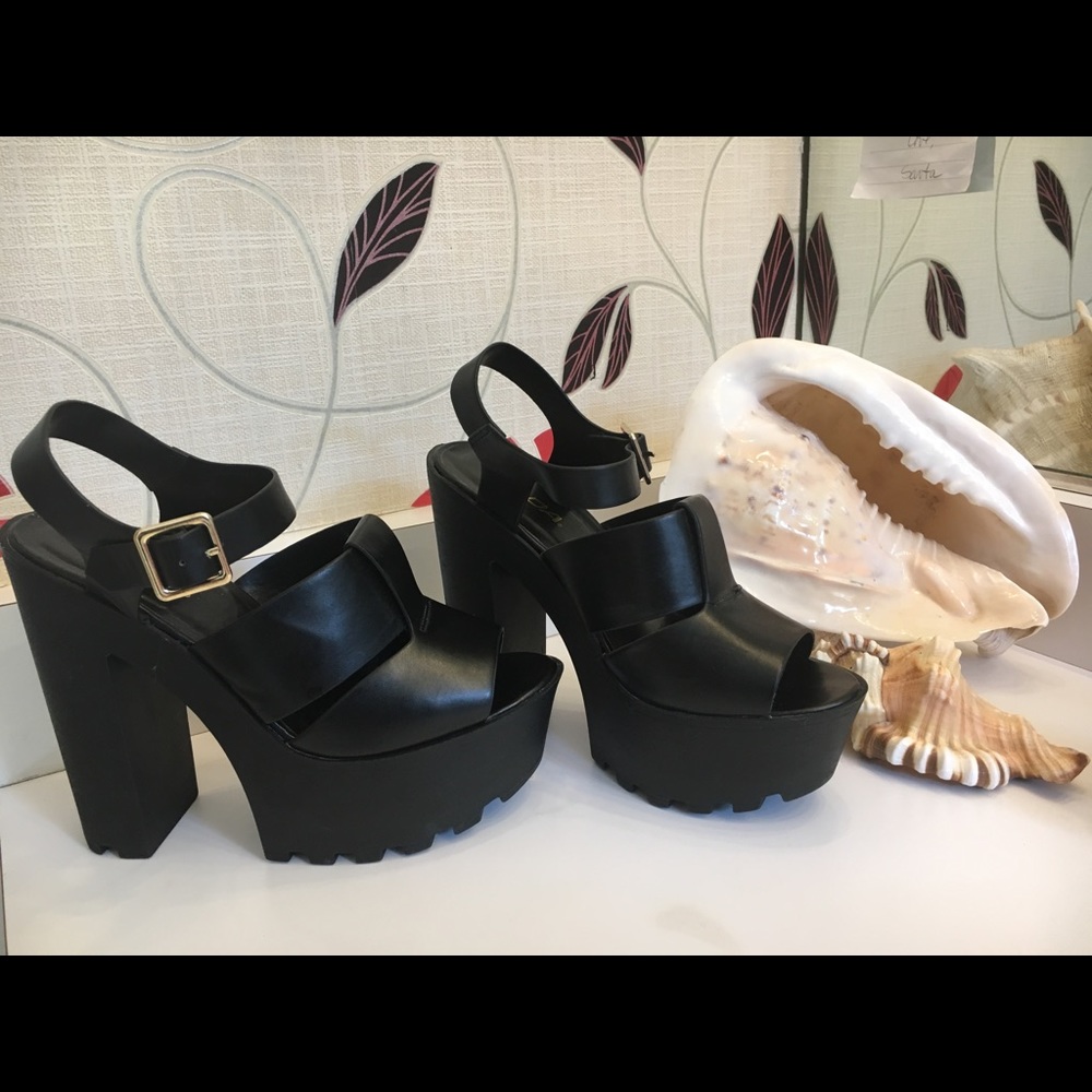 🍑Soda™️ Chunky Platform Sandal Heals